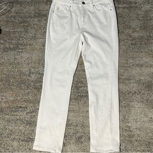 Kim Gravel straight leg jeans